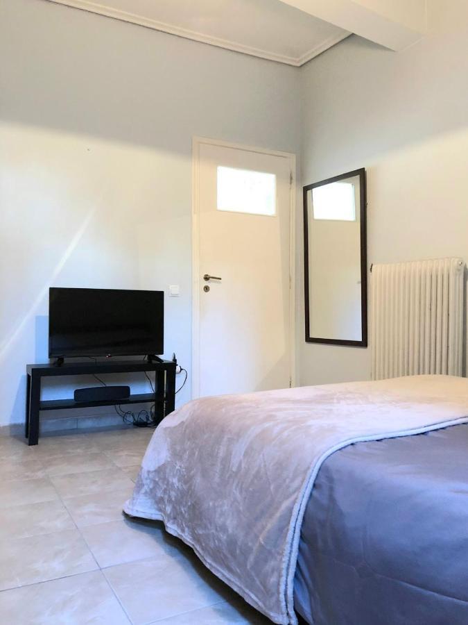 Lysandros Comfortable Apartments In Athens, Near The Metro Exterior photo